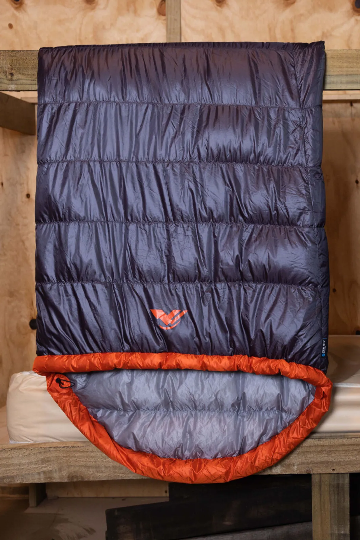 Macpac Sleeping Bags> Large Firefly 200 Down Sleeping Bag (3°C)