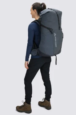 Macpac Hiking><noscript><img width=