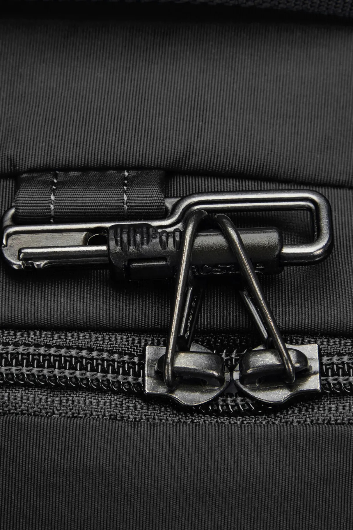 Macpac Work & Laptop>Pacsafe Metrosafe Ls450 25L Backpack