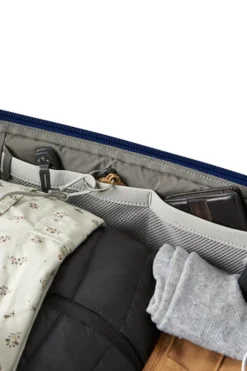 Macpac Duffels><noscript><img width=
