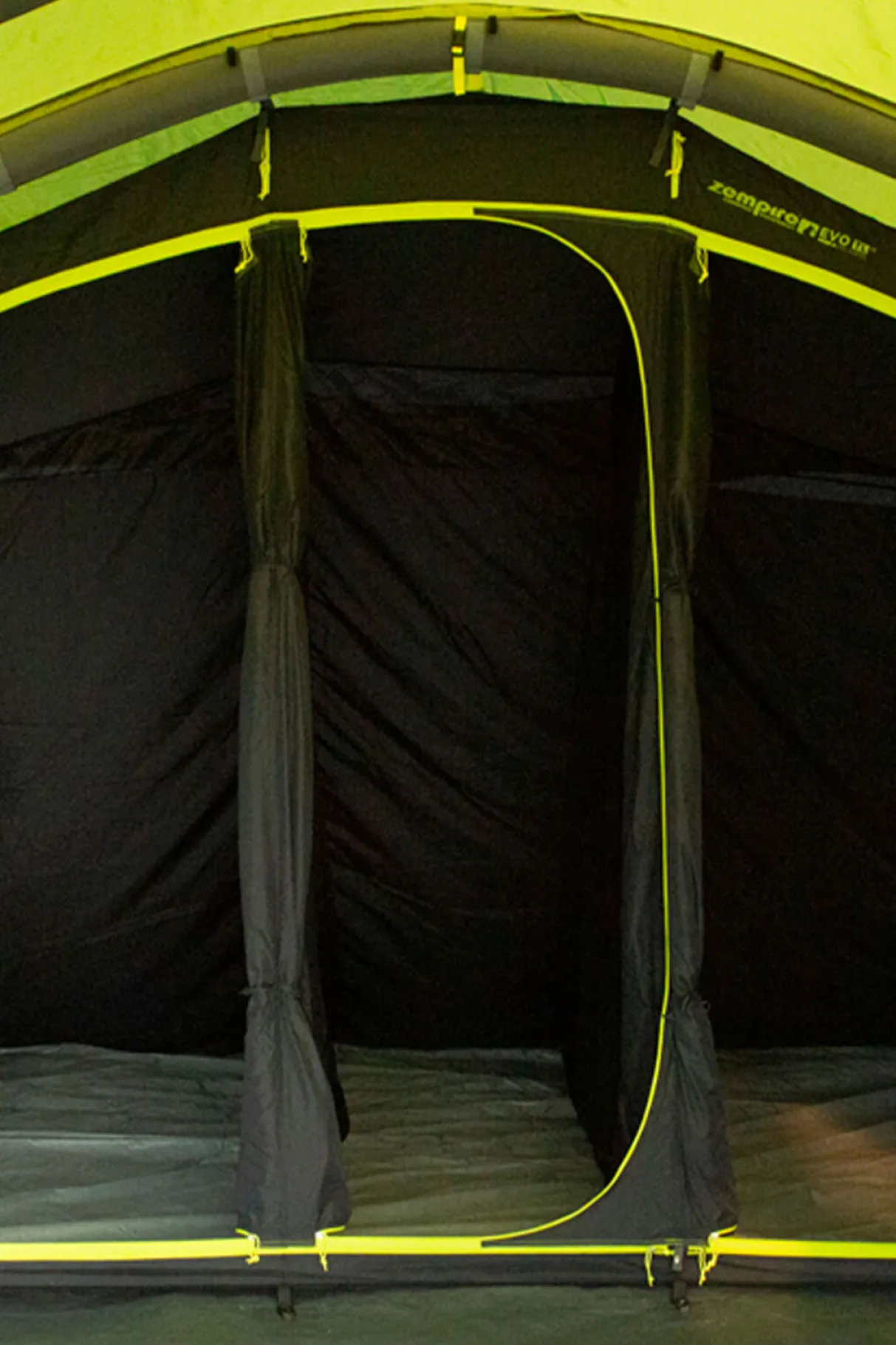 Macpac Air Tents>Zempire Evo Tl V2 5 Person+ Air Tent